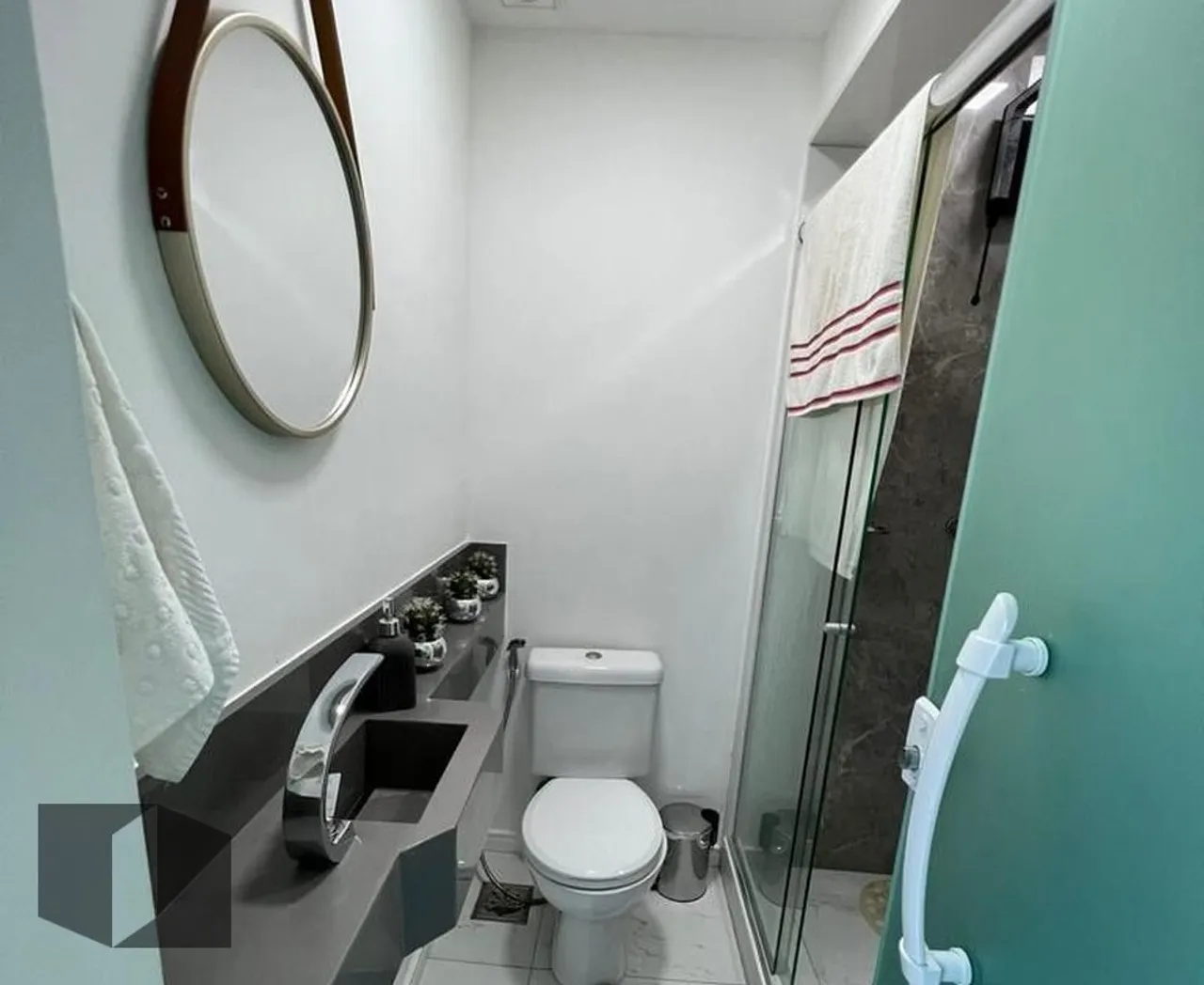 Furnished condominium house with 4 bedrooms and 5 baths — photo 11