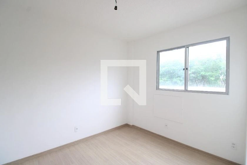 Apartamento de 2 quartos em condomínio com piscina — photo 17