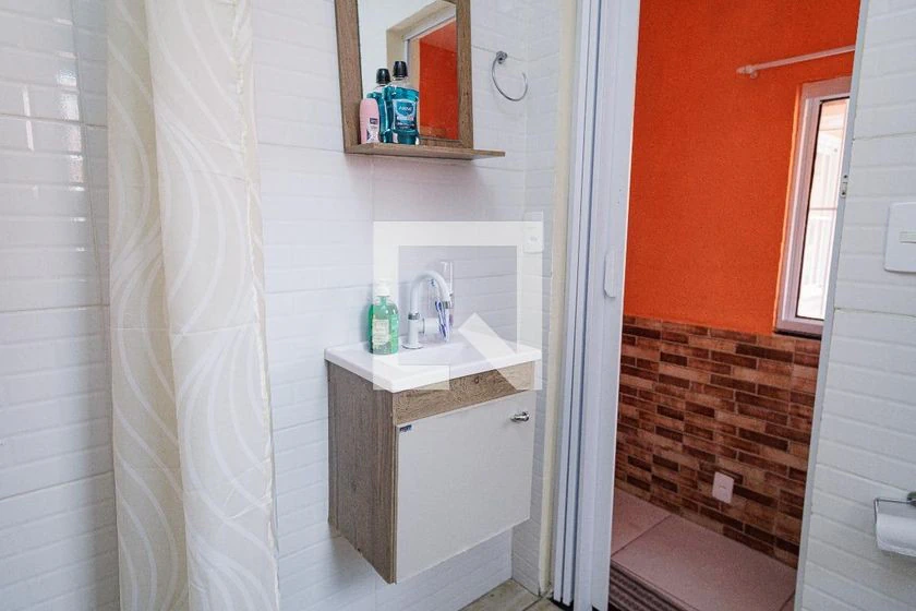 Furnished house with a pool and 3 bedrooms — photo 28