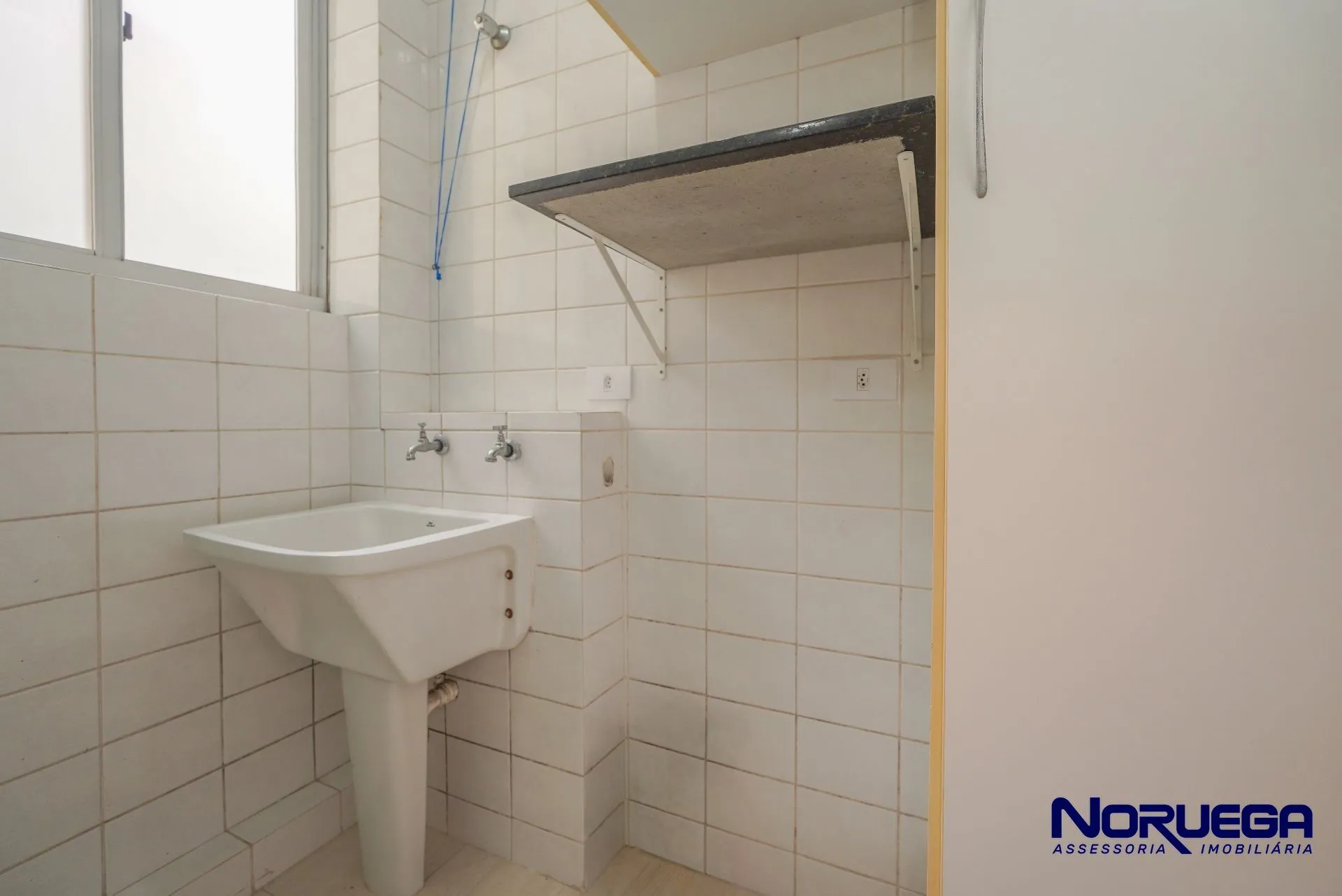 Деревянный пол или ламинат и 2 спальни: квартира 103 м² — photo 16