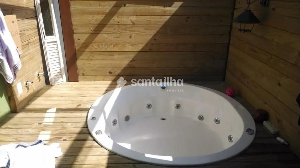 Casa com 7 quartos e 3 suítes, 450 m² e 2 vagas — photo 14