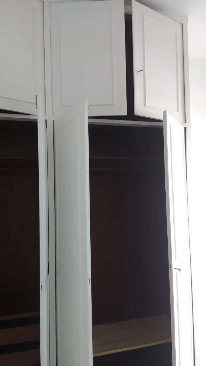 Apartamento de 1 quarto com varanda e cozinha fechada — photo 2