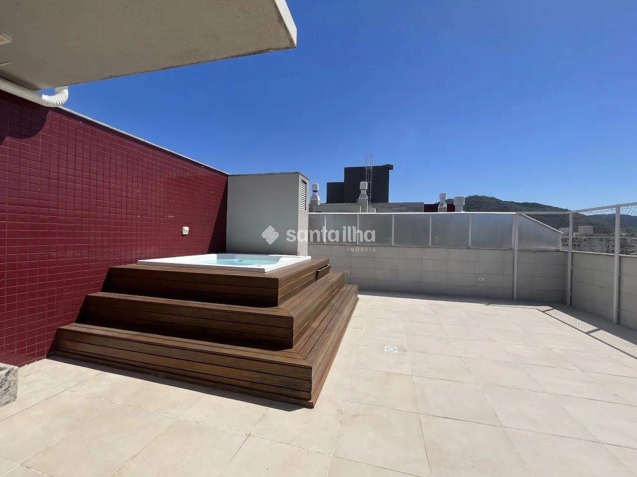 Duplex apartment with 219 m², 3 bedrooms and open-plan kitchen — photo 26