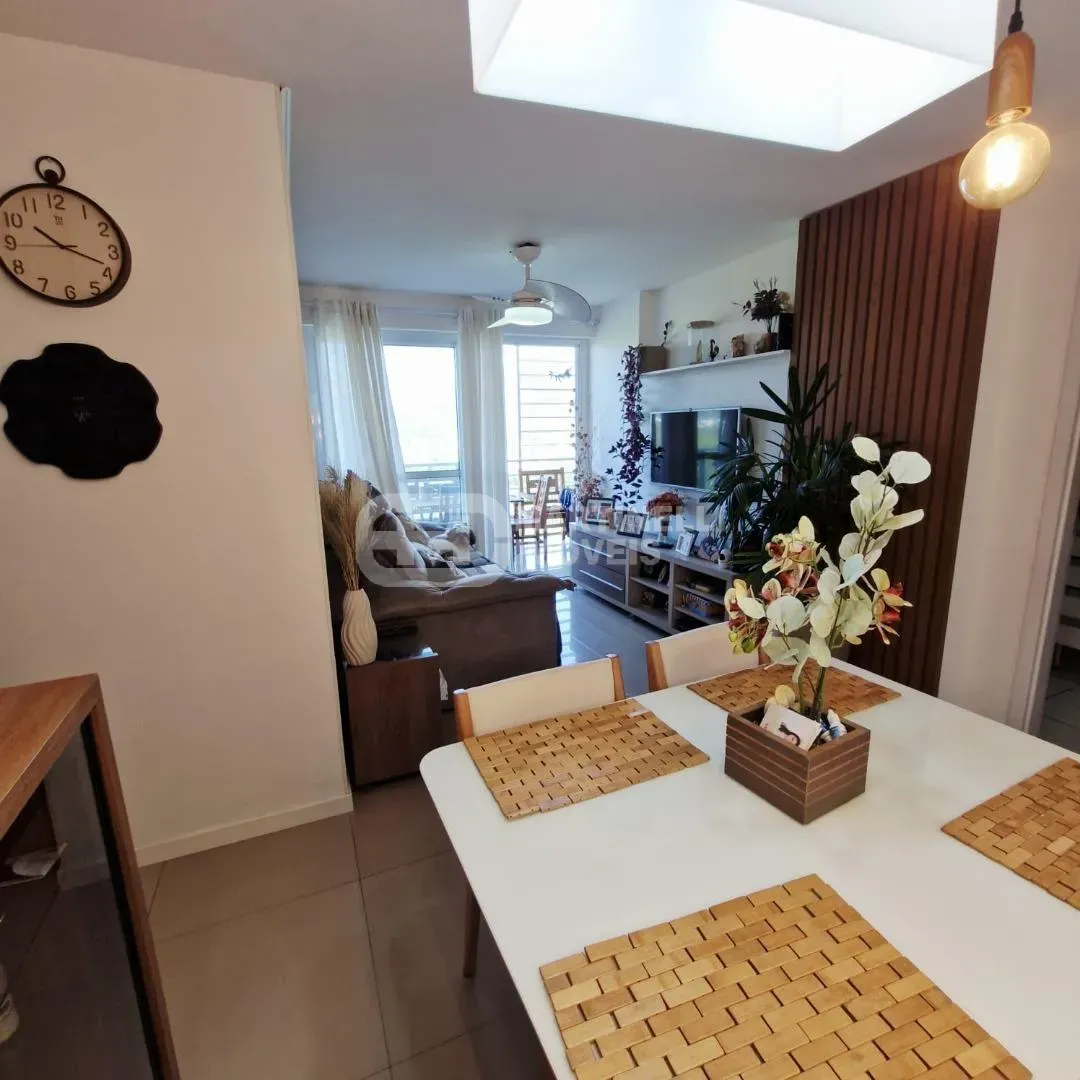 Furnished apartment, 95 m², with floor-to-ceiling windows — photo 38