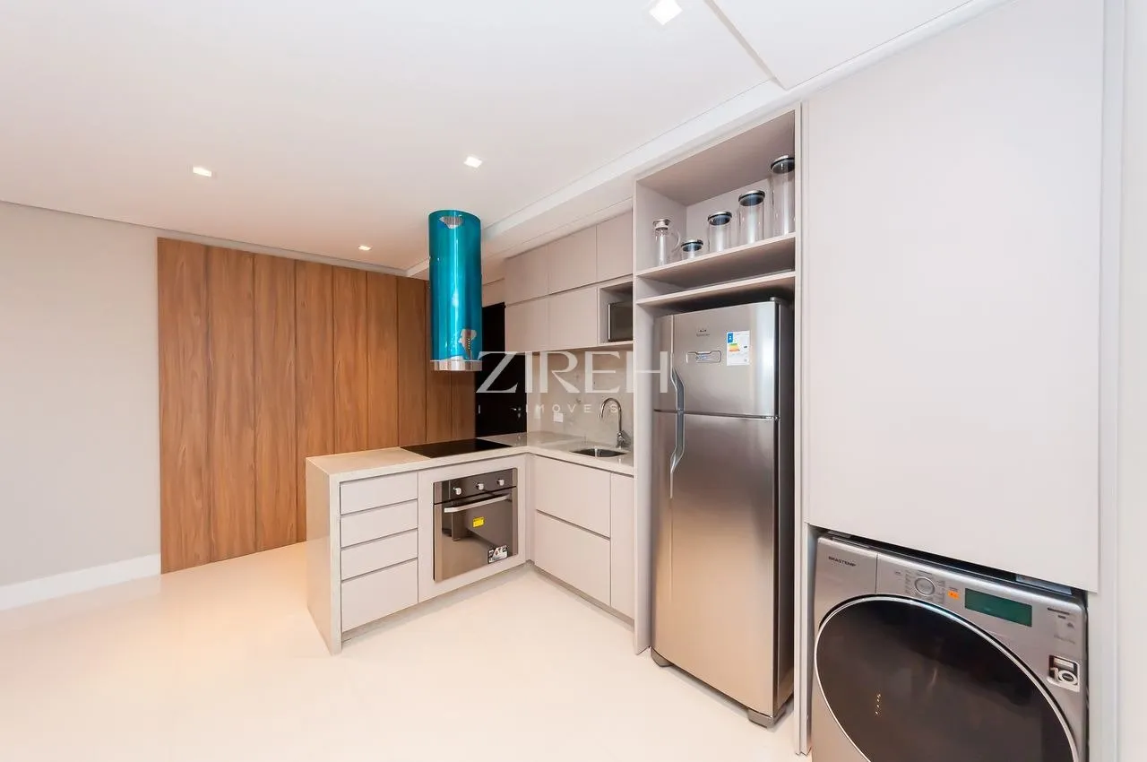 One-bedroom apartment in a building with a gym — photo 2