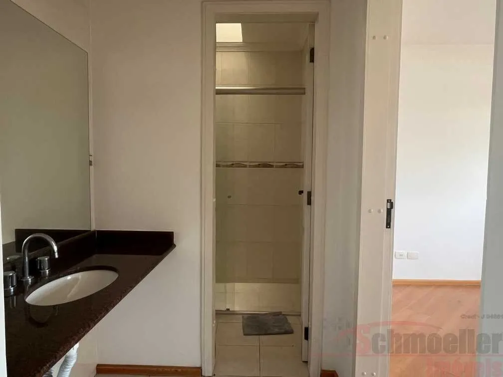 Sobrado com 3 dormitórios e churrasqueira privativa — photo 25