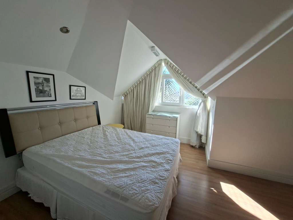 Furnished 1200 m² house with 5 suites and 7 bathrooms — photo 14