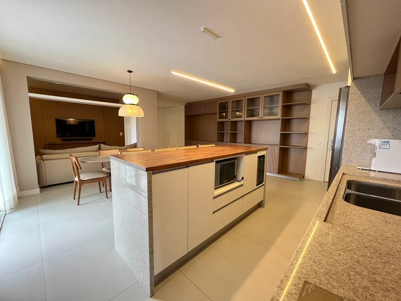 Apartment on the 7th floor with floor-to-ceiling windows — photo 24