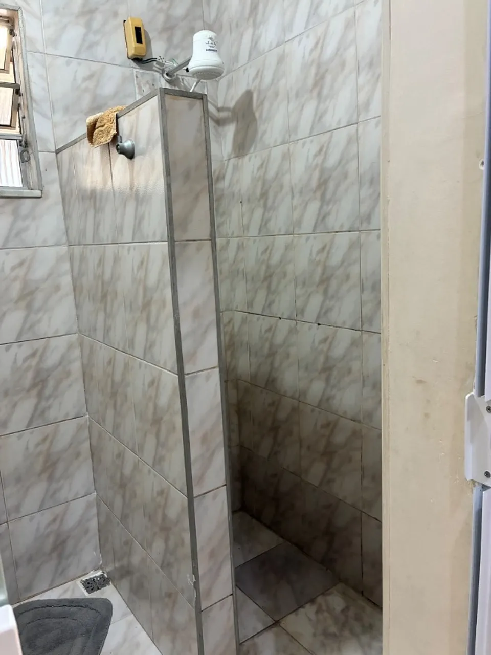 House with 2 bedrooms, 1 bath and 2 parking spaces — photo 6