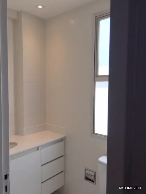 Furnished apartment with 1 bedroom and a mountain view — photo 2