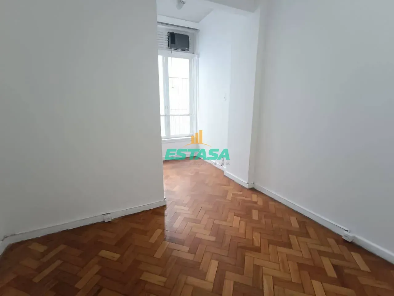 Дерев'яна підлога або ламінат та 2 спальні: квартира 75 м² — photo 6