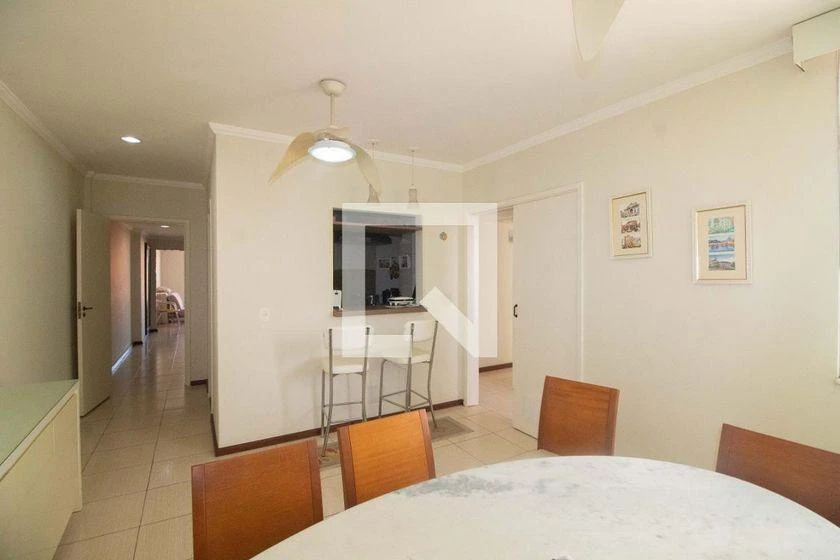 Apartamento de 120 m² com box de vidro no banho — photo 4