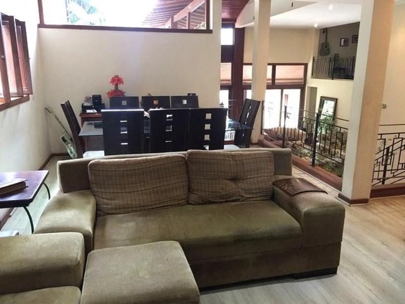 Furnished house 945 m² with 4 bedrooms and 5 bathrooms — photo 6