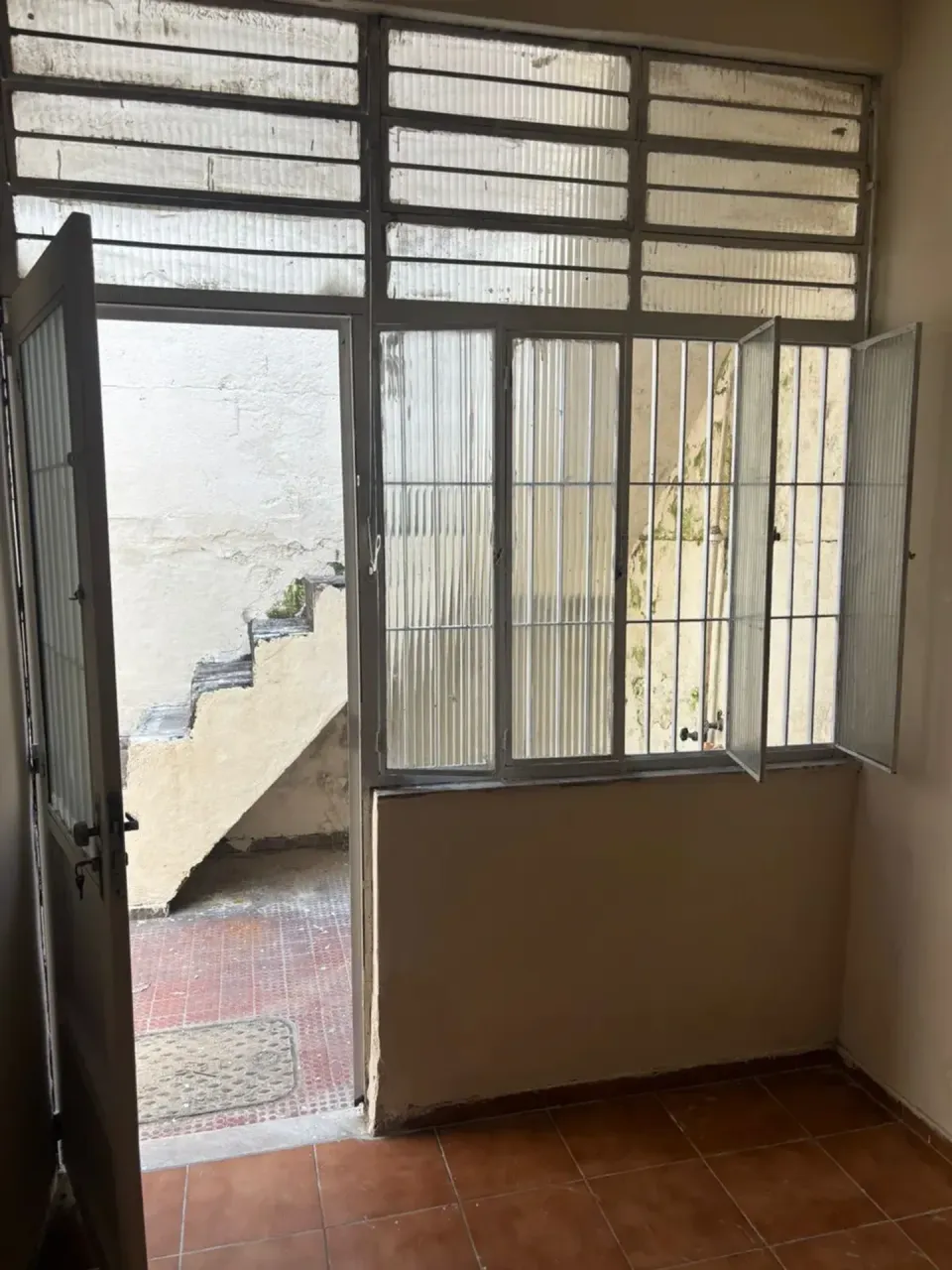Casa sem mobília com 1 quarto e 1 banheiro — photo 3