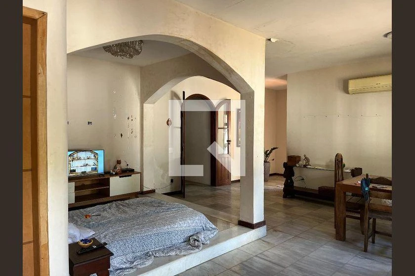 Furnished house with 5 bedrooms and 700 m² — photo 26