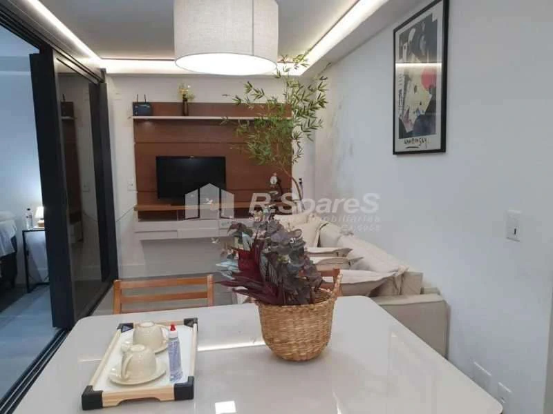 Apartamento mobiliado com 2 quartos e vista para água — photo 16