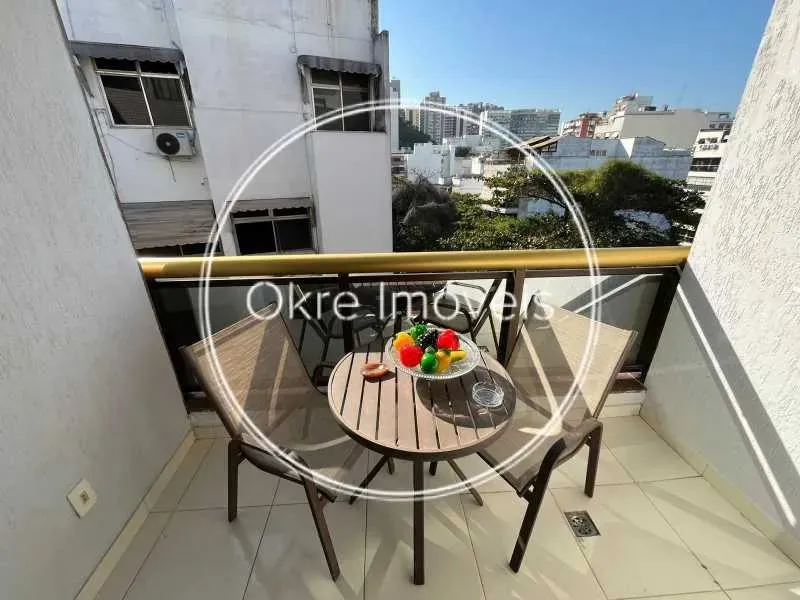 Furnished 1-bedroom flat with open-plan kitchen and parking — photo 9
