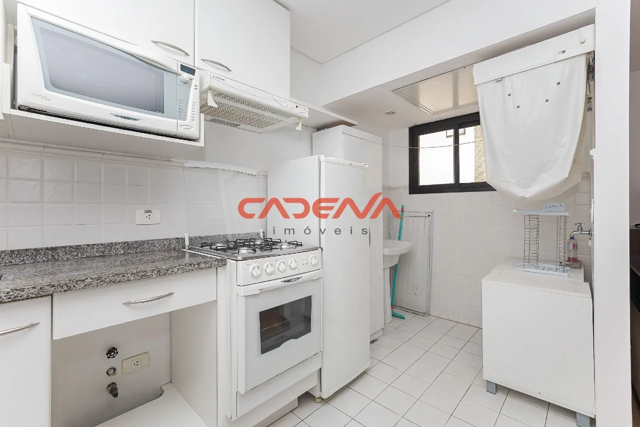 One-bedroom apartment with a washing machine