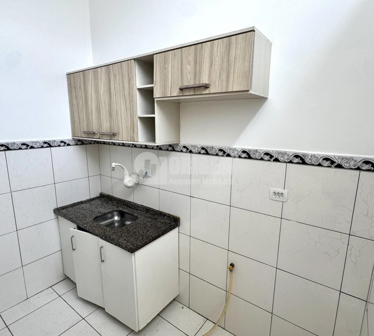 Дерев'яна підлога або ламінат та 1 спальня: квартира 43 м² — photo 7