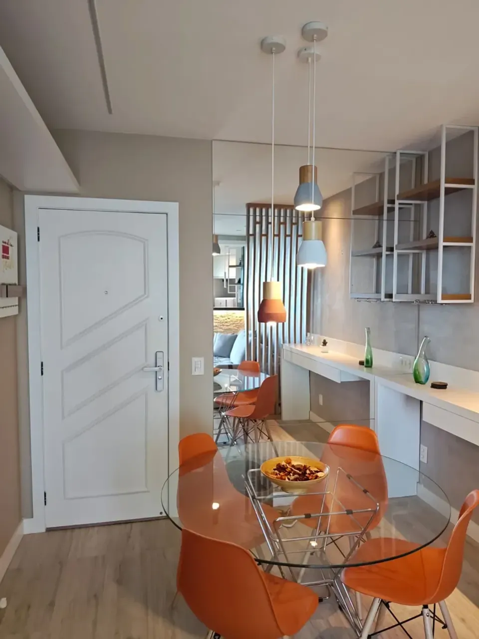 Furnished 1-bedroom apartment with 2 bathrooms — photo 10