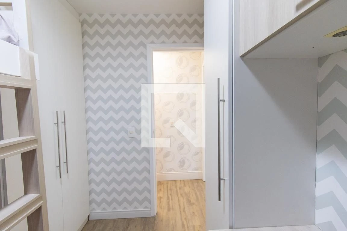 Home office in a 2-bedroom apartment, 74 m² — photo 32