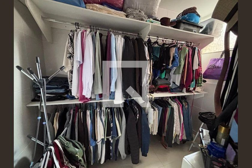 Casa sem mobília com 4 quartos e 618 m² — photo 44