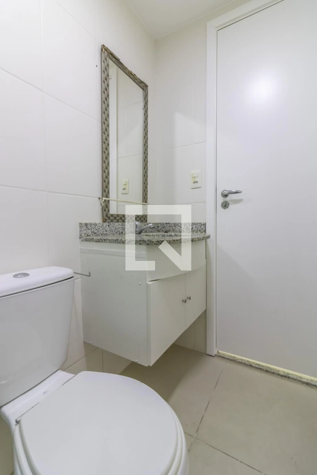 2-bedroom apartment in a building with a sauna — photo 61