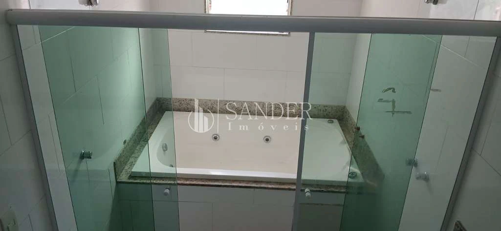 Будинок у закритому кондомініумі з кухнею на газу — photo 9