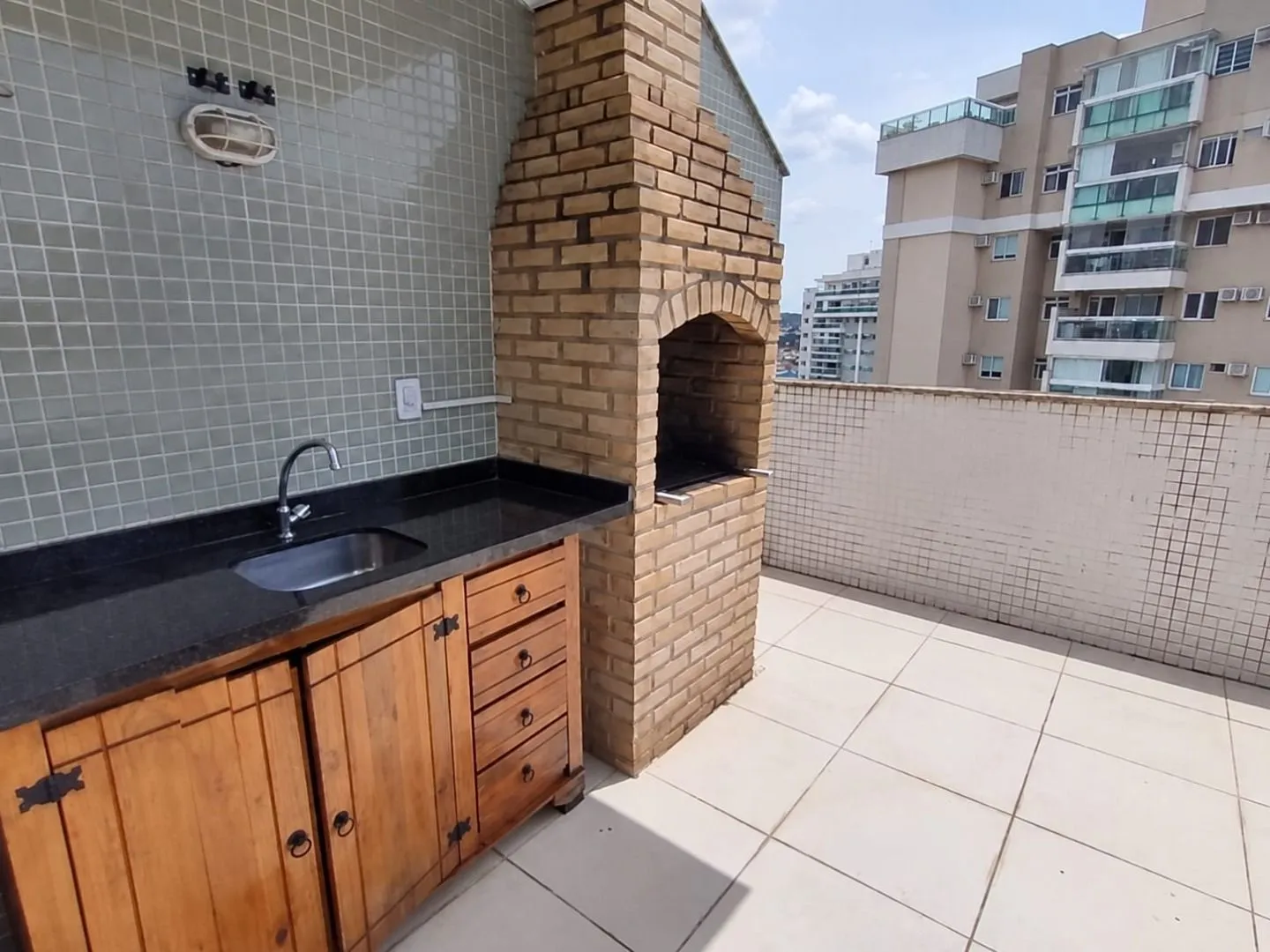 2-bedroom apartment in a building with a sauna — photo 9