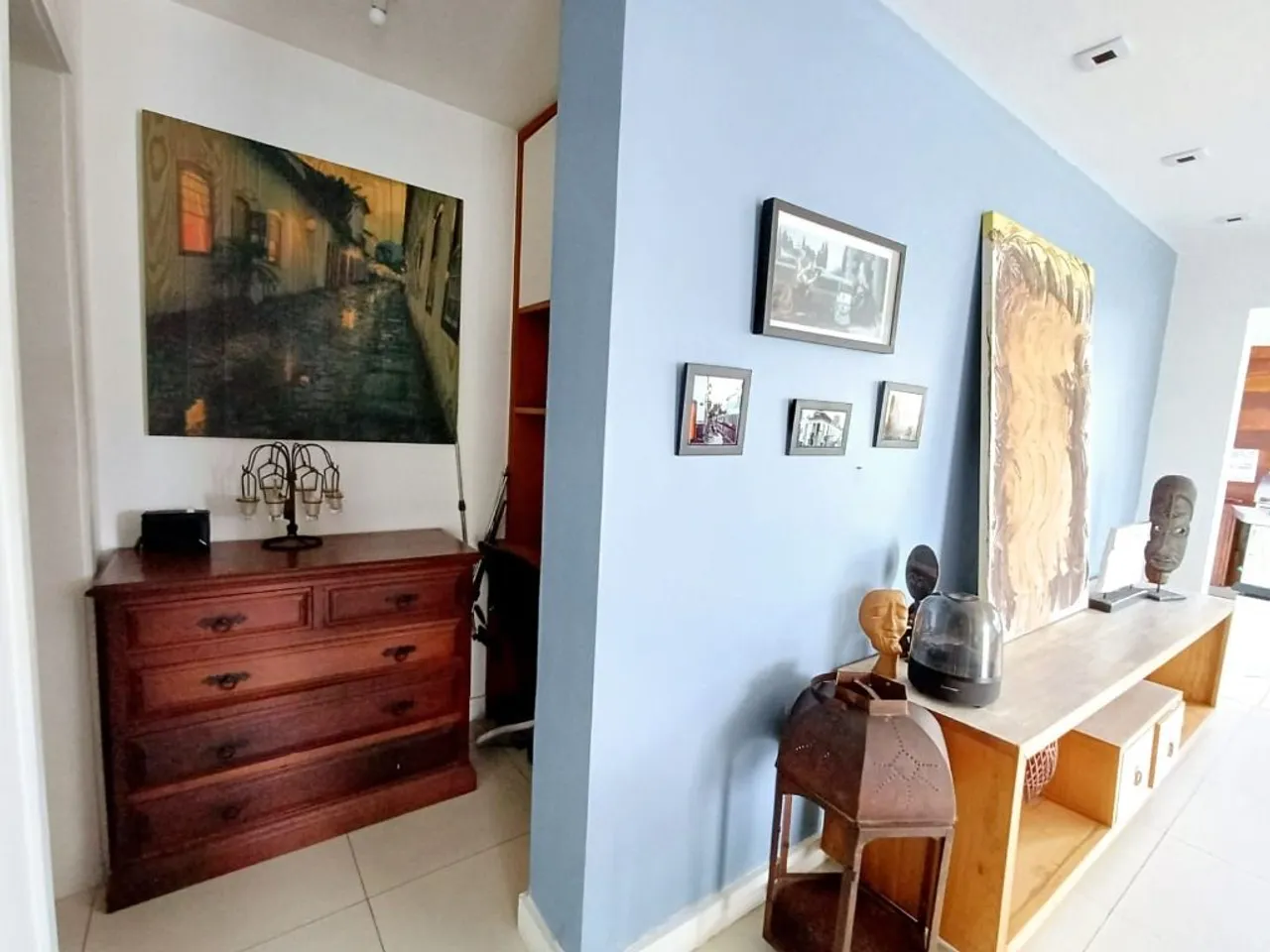 203 m² apartment with 3 bedrooms and enclosed balcony — photo 2