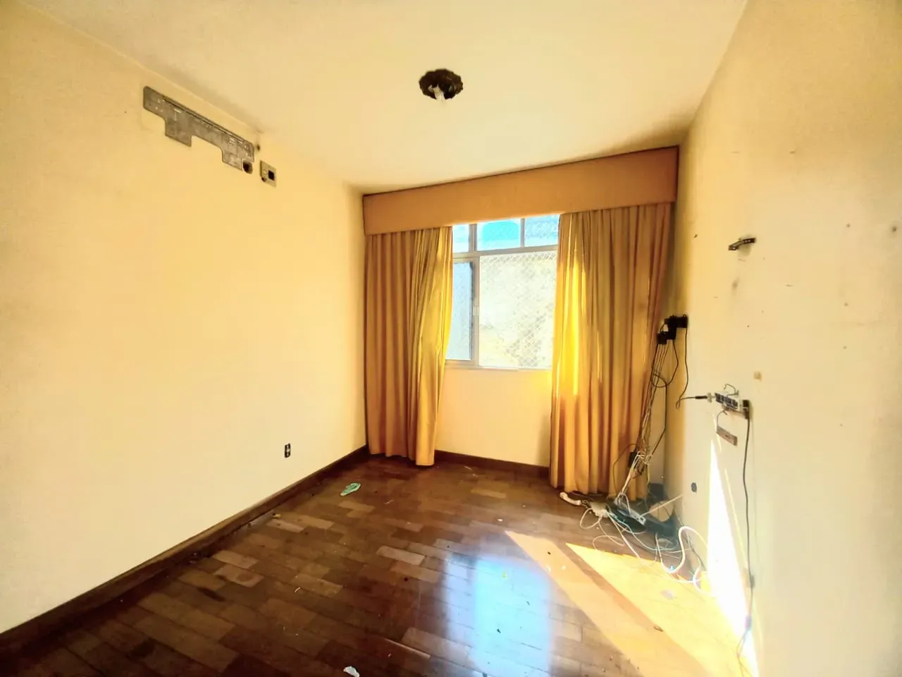 House with 2 bedrooms and 5 bathrooms plus 2 parking spots — photo 15