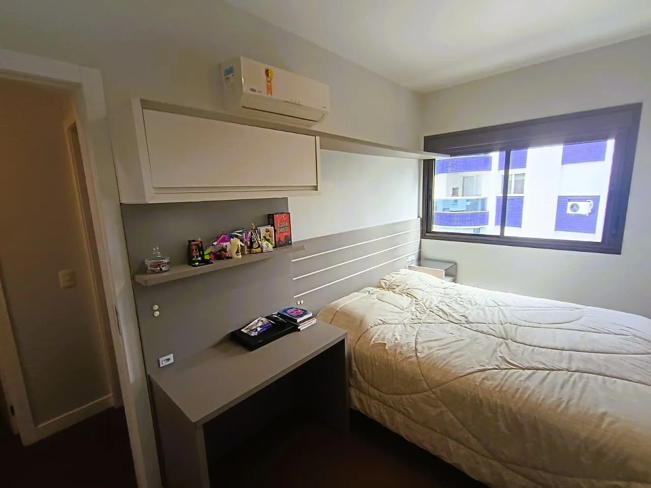Квартира 71 м² с застеклённым балконом и видом на горы — photo 4