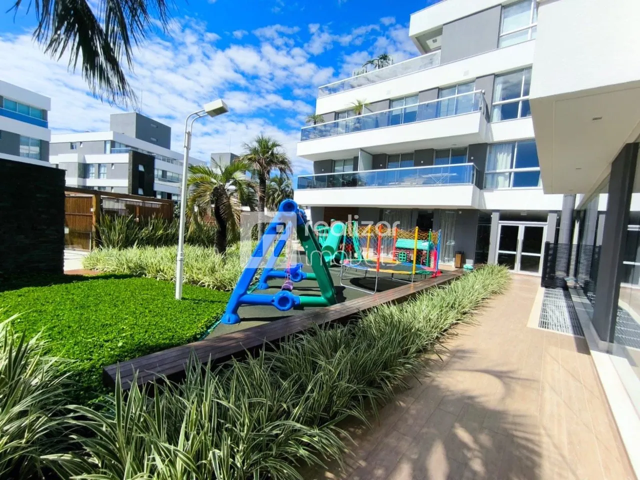 Furnished 3rd-floor apartment with 2 en-suites 170 m² — photo 75
