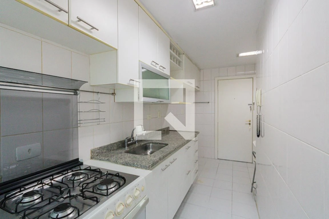 Apartamento com 3 quartos e cozinha fechada a gás — photo 6