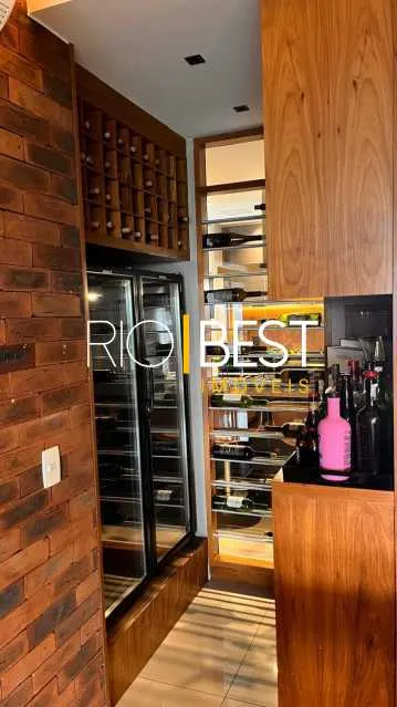 Furnished 4-bedroom apartment with open-plan gas kitchen — photo 6