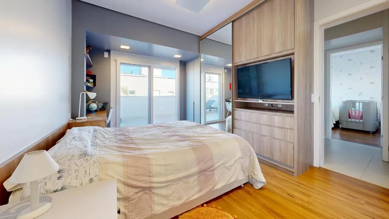 Furnished 310 m² penthouse with 3 en-suite rooms — photo 6