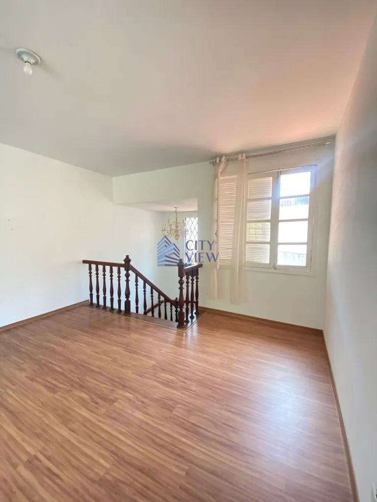 Unfurnished 4-bedroom house with 1000 m² — photo 9