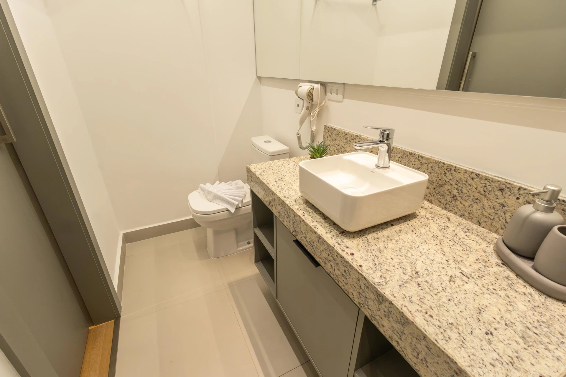 Studio mobiliado, 24 m², com máquina de lavar — photo 40