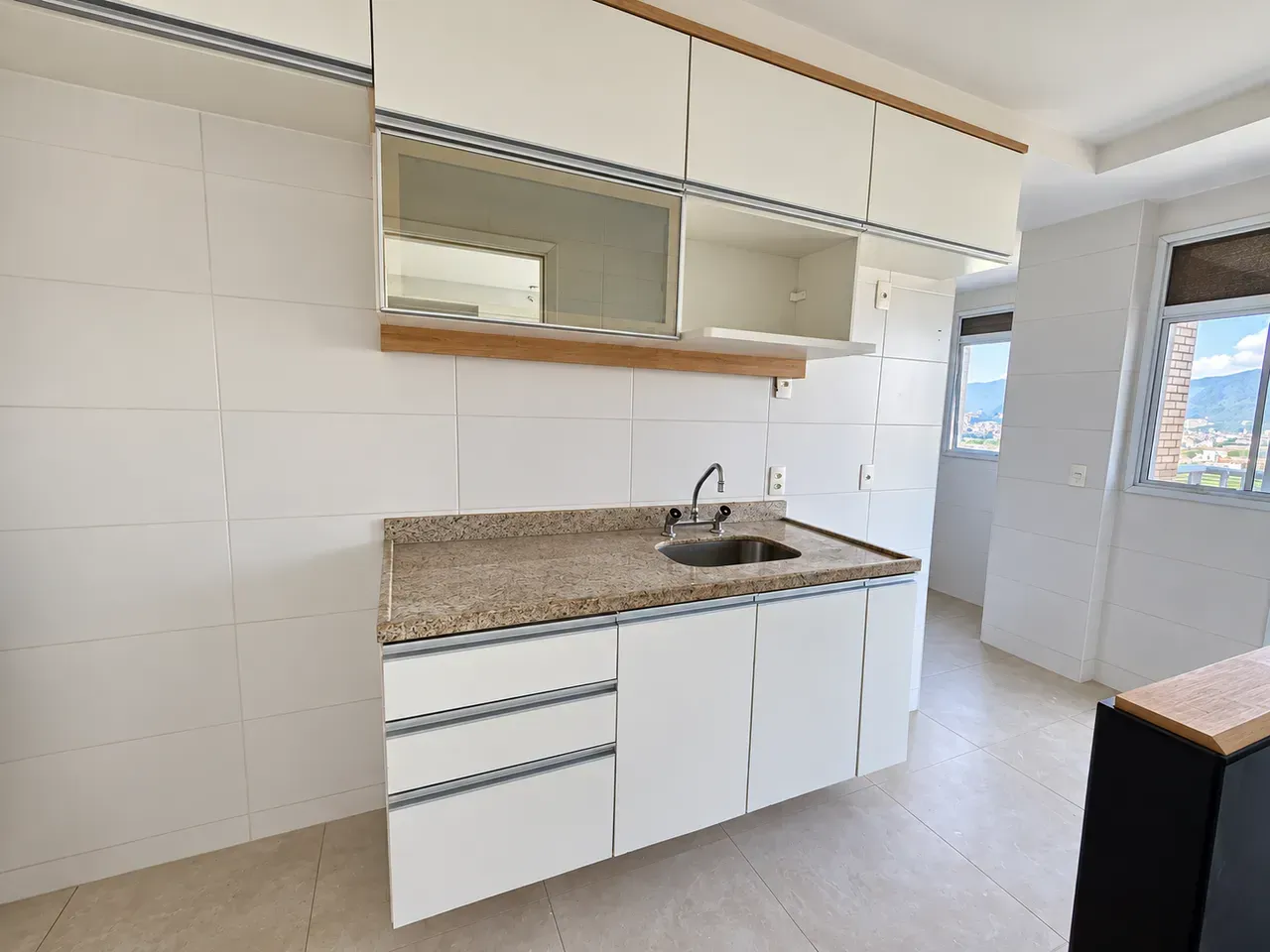 Apartment, 82 m², with a mountain view — photo 2