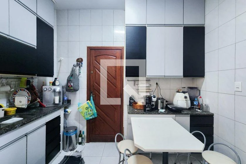 Furnished apartment, 90 m², with a bathtub — photo 6