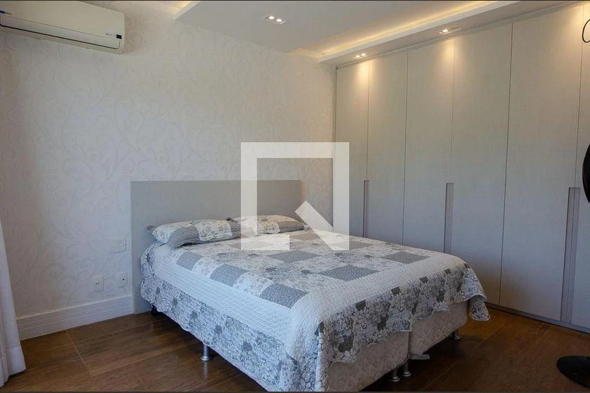 Casa de 4 quartos com 234 m² e 6 banheiros — photo 34