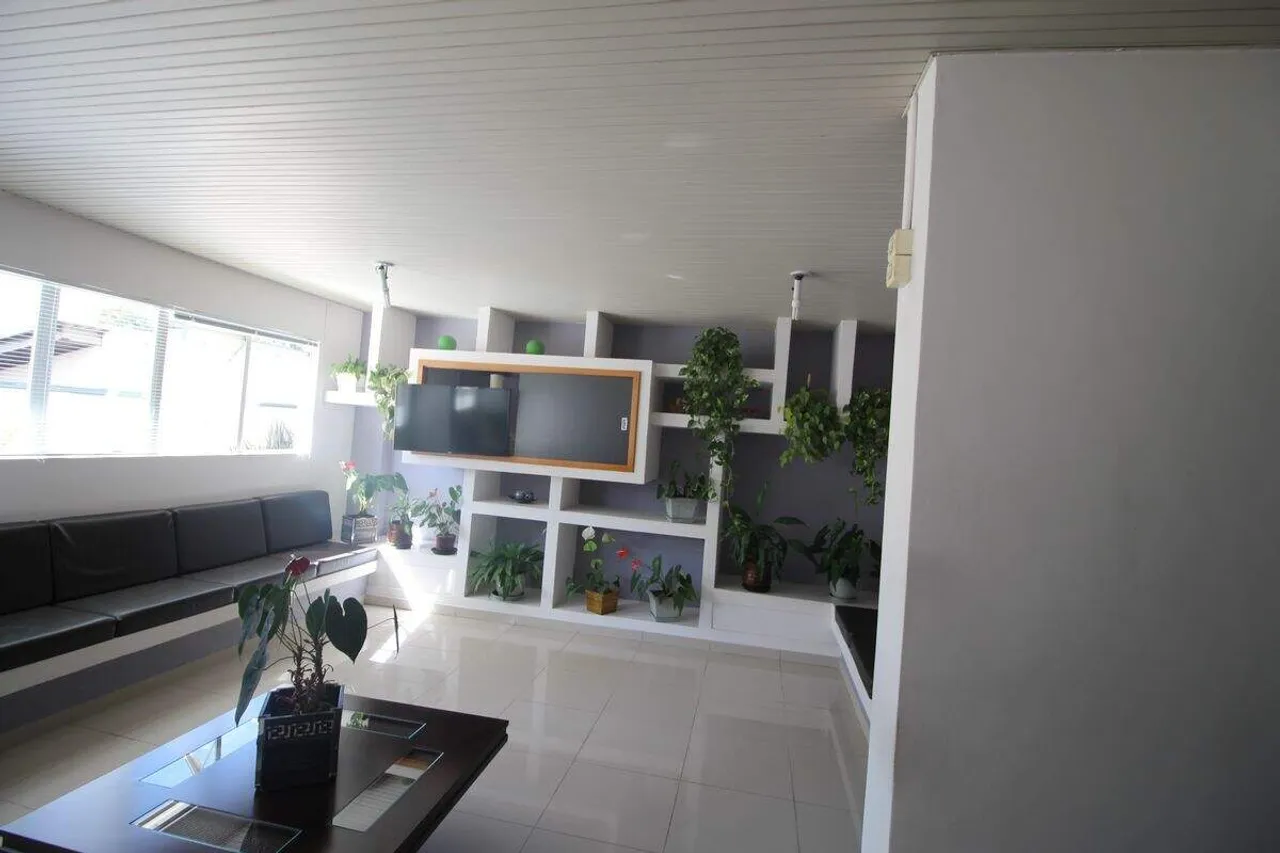 Apartment, 48 m², with wood or laminate floors — photo 11
