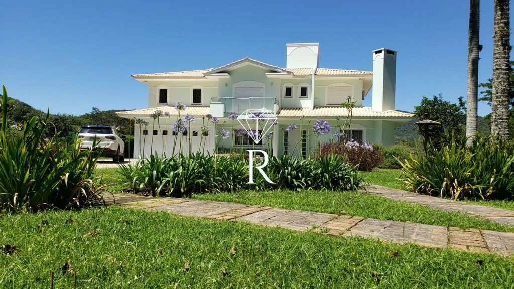 Casa com 5 quartos e jardim privativo — photo 2