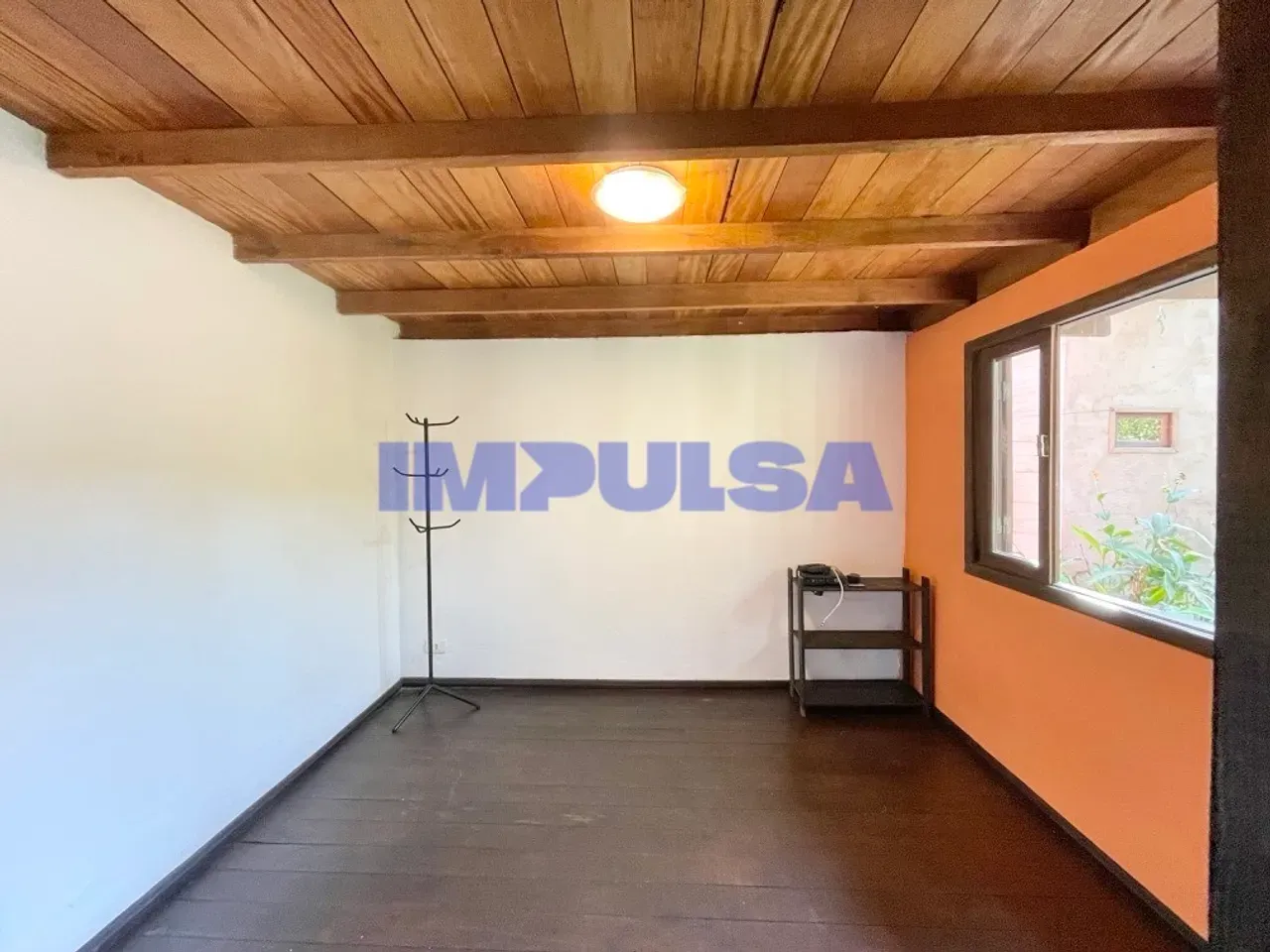 3-bedroom house with a fireplace in Florianópolis — photo 22