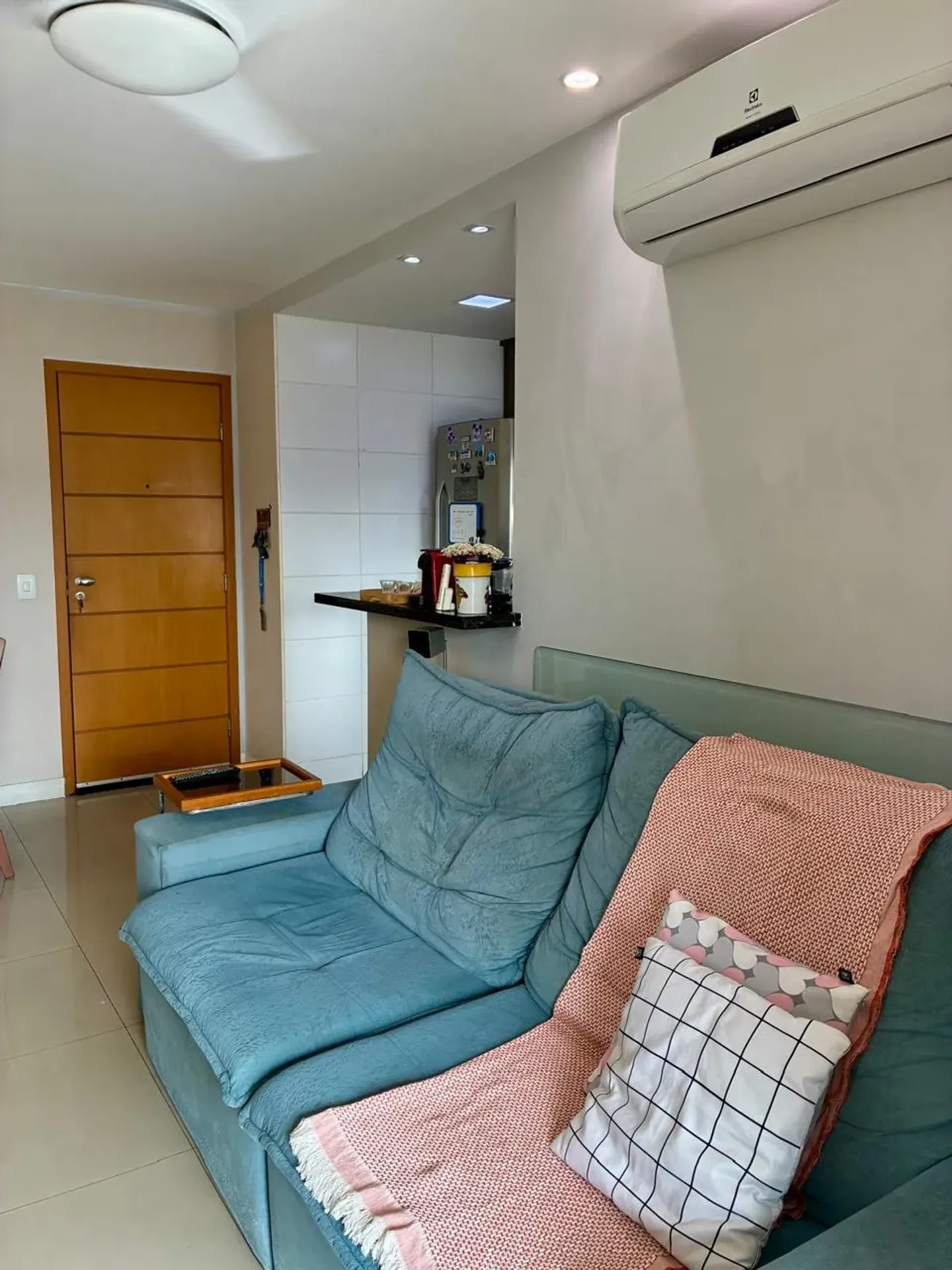 Furnished 2-bedroom apartment with en-suite and parking — photo 5
