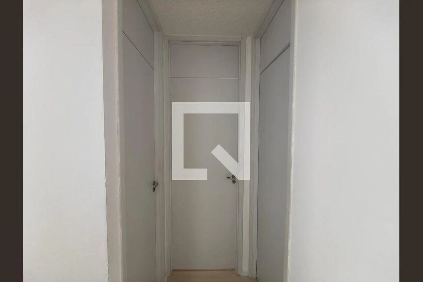 Apartamento mobiliado de 2 quartos em condomínio com piscina — photo 8