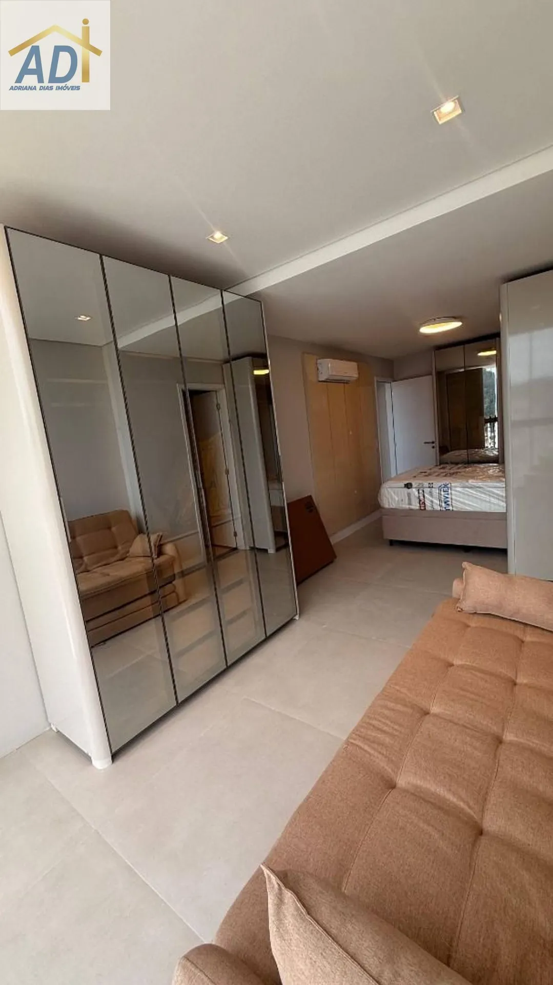 Cobertura mobiliada com 2 quartos e 172 m²