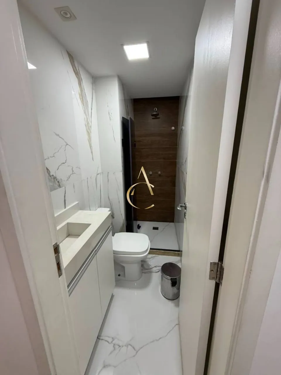 Furnished 3-bedroom apartment with a separate kitchen — photo 15