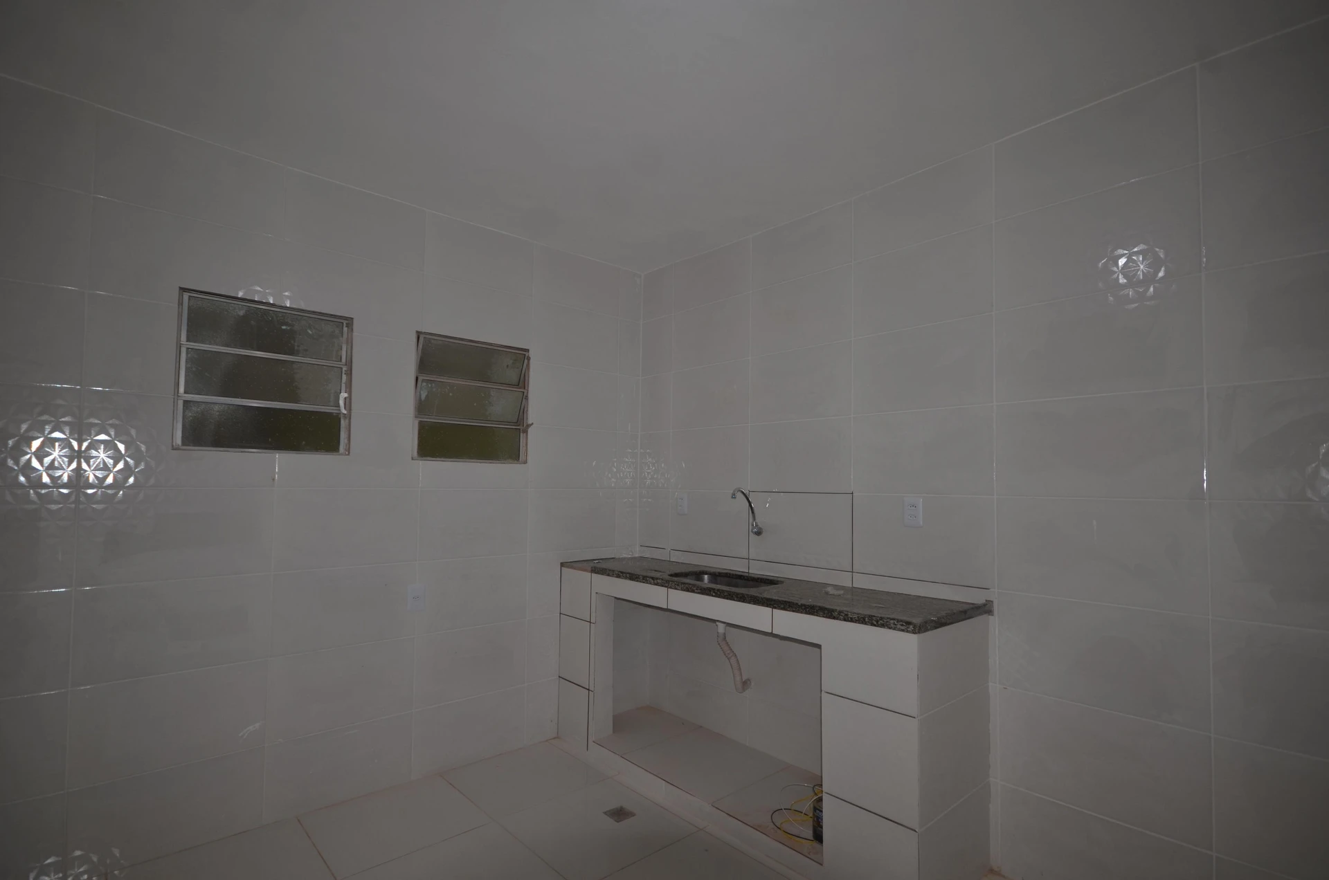 2-bedroom house with a washing machine — photo 3