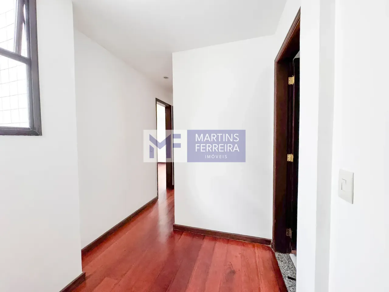 Rental penthouse with 3 suites and a closed-off kitchen — photo 12